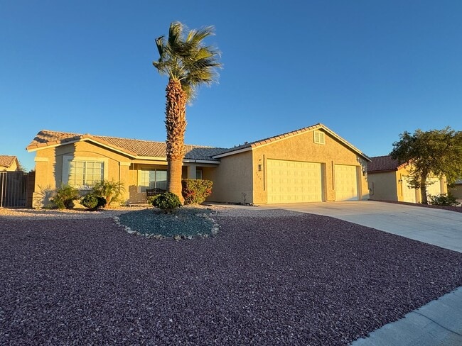 4404 S Heather Ave in Fort Mohave, AZ - Building Photo - Building Photo