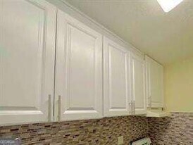 2805 Northeast Expy, Unit B26 in Atlanta, GA - Building Photo