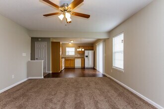 5617 Sweet River Dr in Indianapolis, IN - Building Photo - Building Photo