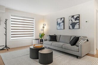 Vista Apartments at Edgemont in Edmonton, AB - Building Photo - Building Photo