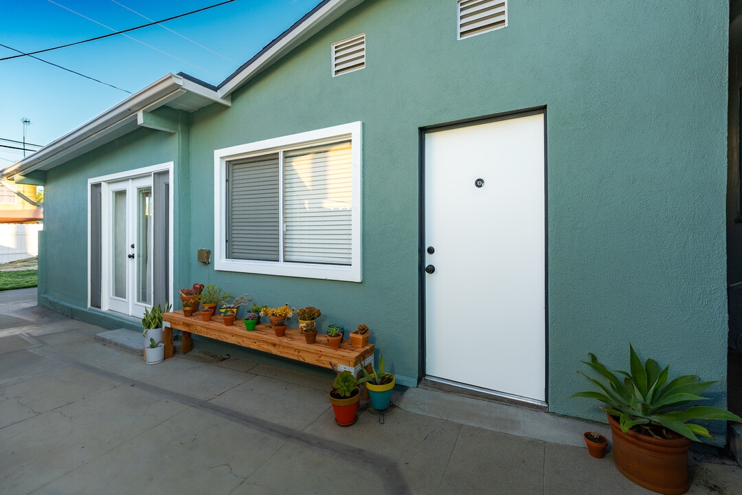 1711 Freeman Ave in Long Beach, CA - Building Photo