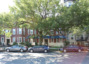 1292-1294 Commonwealth Ave in Allston, MA - Building Photo - Building Photo