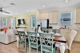 8049 Lost Shaker Ln in Kissimmee, FL - Building Photo - Building Photo