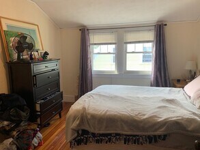 17 Clark Rd, Unit 2 in Brookline, MA - Building Photo - Building Photo