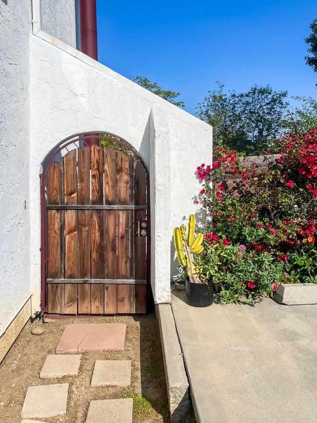 844 1/2 Maltman Ave in Los Angeles, CA - Building Photo - Building Photo