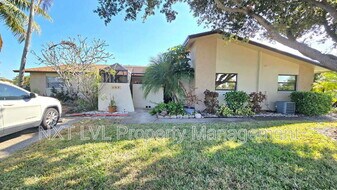 6146 Principia Dr in Ft. Myers, FL - Building Photo