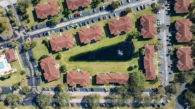 10X Harbour Bay in Palm Bay, FL - Foto de edificio - Building Photo
