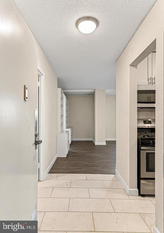 property at 501 Slaters Ln