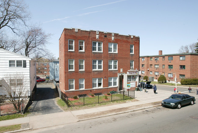 305 Zion St in Hartford, CT - Foto de edificio - Building Photo