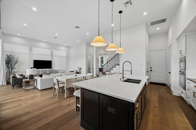 property at 1661 Bingle Rd