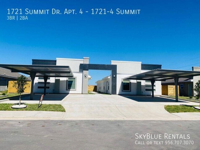 property at 1721 W Smt Dr