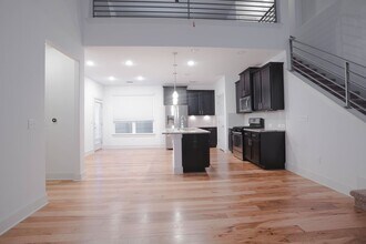 7312 Oberon St in Austin, TX - Building Photo - Building Photo