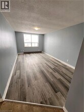 102 Kenilworth Ave N in Hamilton, ON - Building Photo - Building Photo