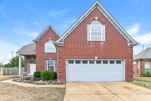 7133 Queens Crown Ct in Memphis, TN - Building Photo