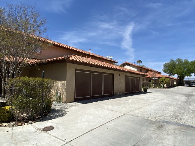 28378 Encanto Dr in Menifee, CA - Foto de edificio - Primary Photo