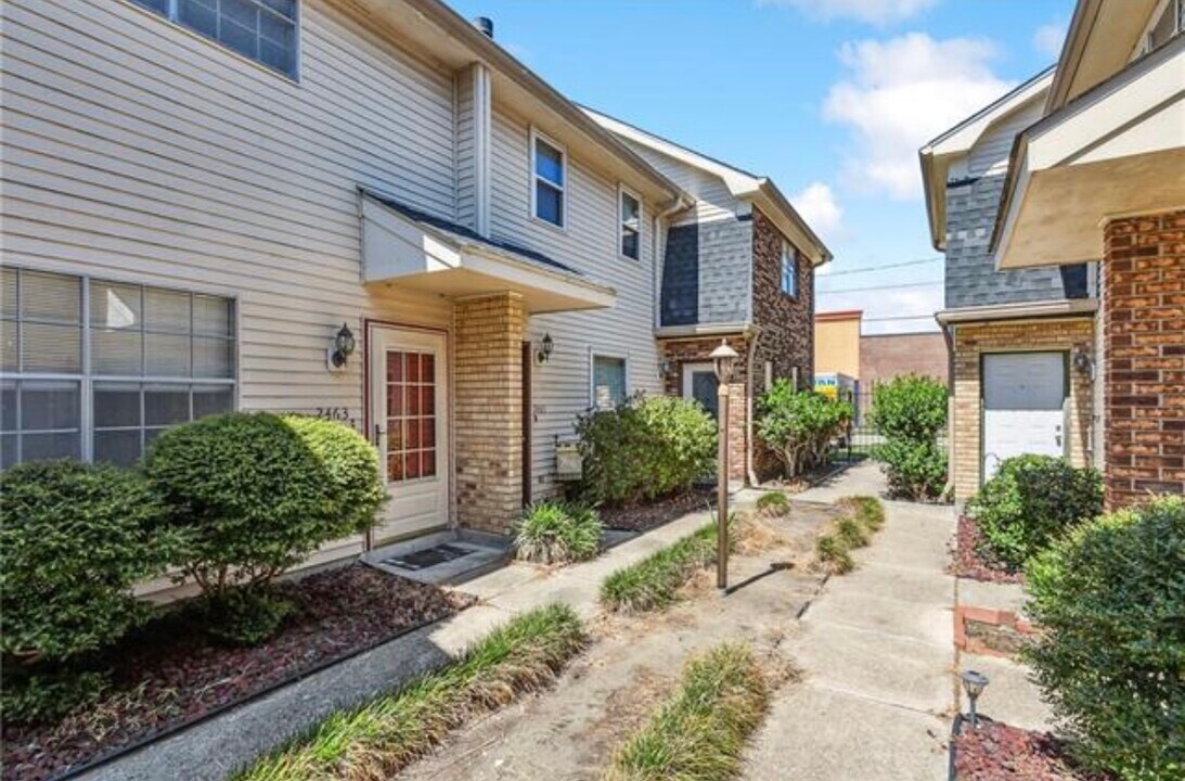 2463 Idaho Ave in Kenner, LA - Building Photo
