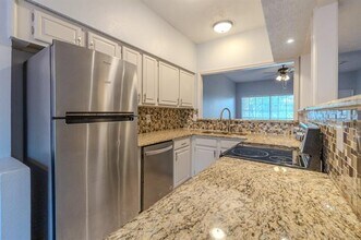 12921 Abrams Rd in Dallas, TX - Building Photo - Building Photo