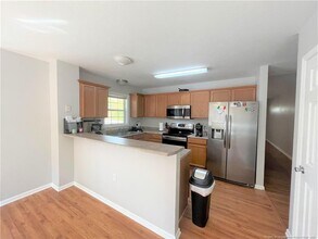 366 Colonial Hills Dr in Lillington, NC - Building Photo - Building Photo