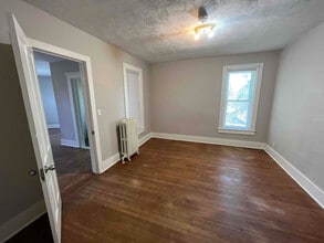 318 W 2nd St in Wayne, NE - Building Photo - Building Photo