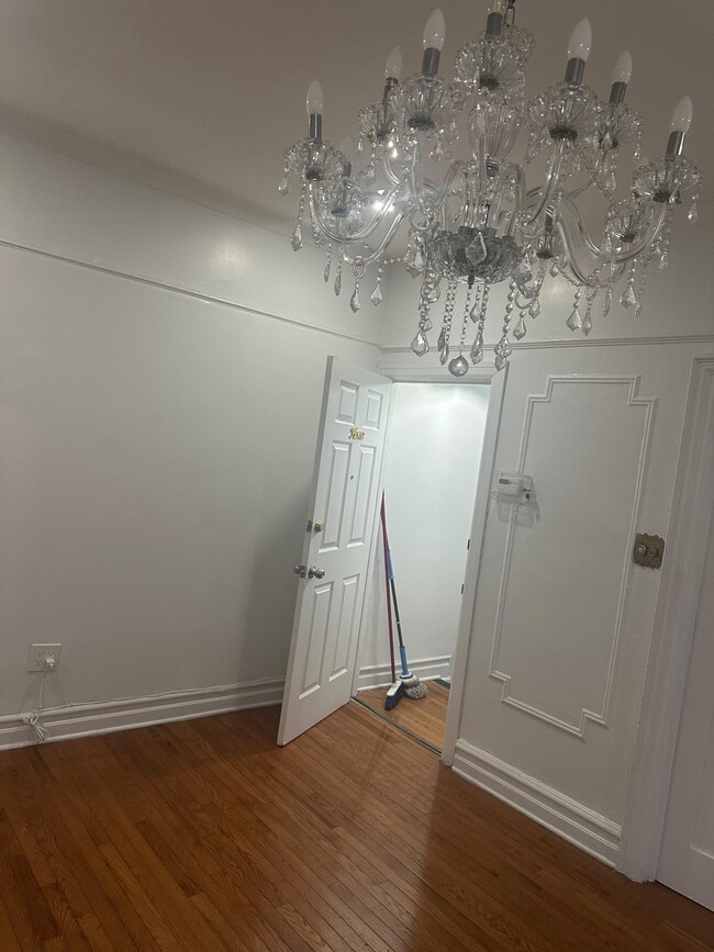 157 E 40th St, Unit Apt 2 in Brooklyn, NY - Building Photo - Building Photo