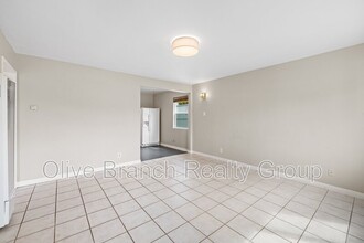 12827 Rubens Ave in Los Angeles, CA - Foto de edificio - Building Photo