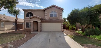 2455 E Sheffield Ave in Gilbert, AZ - Building Photo