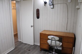 2011 Miller Rd in Rosharon, TX - Building Photo - Building Photo