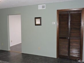 2811 Langley Ave in Pensacola, FL - Building Photo - Building Photo