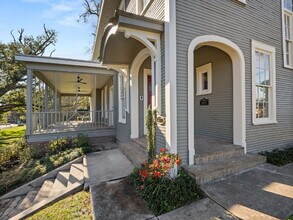 300 S 8th St in Leesville, LA - Building Photo - Building Photo