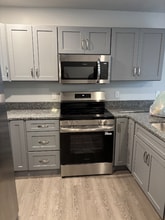 523 W 17th St, Unit 1 in Erie, PA - Building Photo - Building Photo