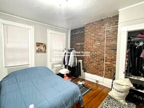 2 Champney Pl, Unit 1 in Boston, MA - Building Photo - Building Photo