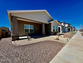 2025 William Caples St in El Paso, TX - Building Photo - Building Photo