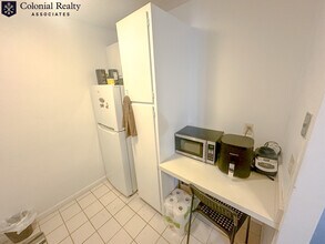205 Kent St in Brookline, MA - Foto de edificio - Building Photo