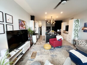 6026 Butler St in Pittsburgh, PA - Building Photo - Interior Photo