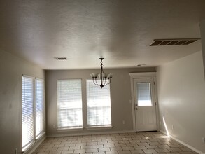 4713 Fawn Run Dr in Yukon, OK - Building Photo - Building Photo