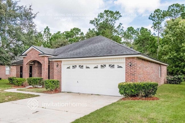 827 E Red House Branch Rd in St. Augustine, FL - Foto de edificio - Building Photo