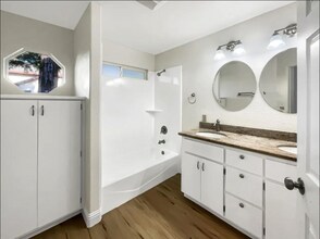 8977 Carlisle Ave in Sacramento, CA - Building Photo - Building Photo