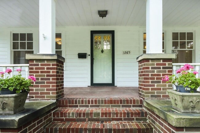 1265 West Blvd in Cleveland, OH - Building Photo - Building Photo