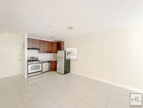 345A Nostrand Ave in Brooklyn, NY - Building Photo - Building Photo