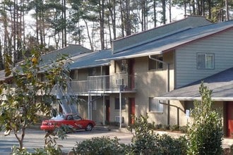 Dupont Circle in Durham, NC - Foto de edificio - Building Photo