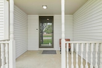 803 Caroway Blvd in Columbus, OH - Building Photo - Building Photo