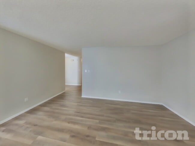 3090 Santa Ana Dr in Reno, NV - Building Photo - Building Photo