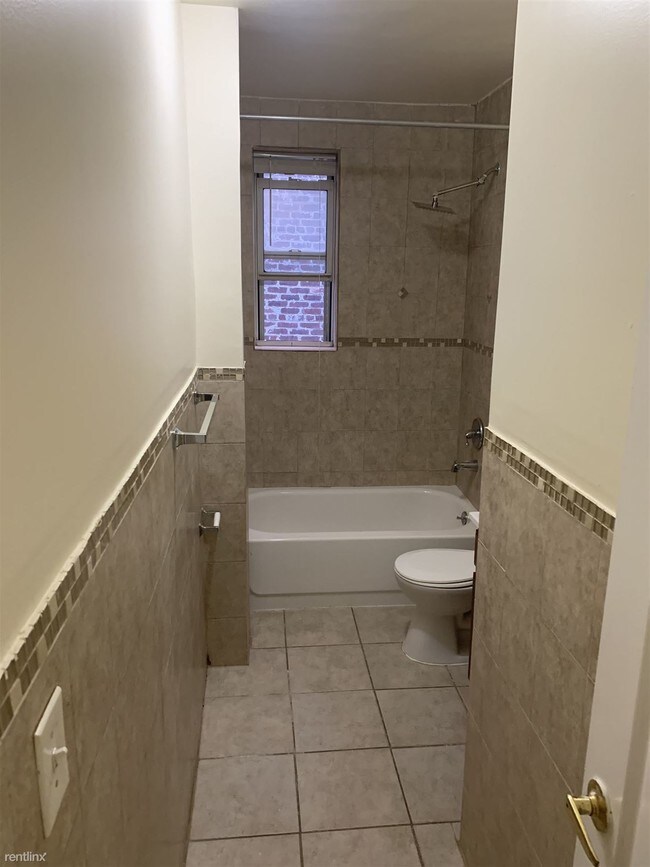 731 Avenue A-Unit -Apt 8 in Bayonne, NJ - Building Photo - Building Photo