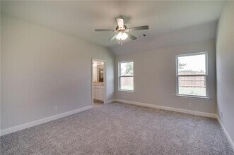 108 Randal Row in Corsicana, TX - Building Photo - Building Photo
