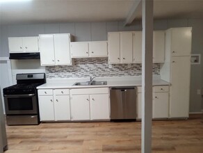 4500 Avenue D in Austin, TX - Building Photo - Building Photo