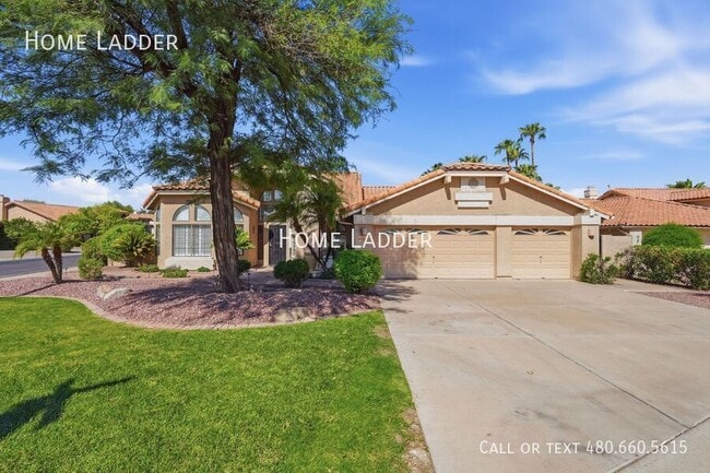 property at 1042 S Coral Key Ct