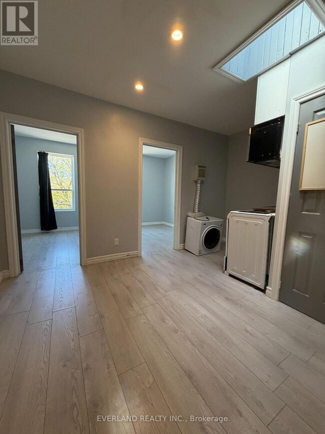 property at 850 Bathurst St