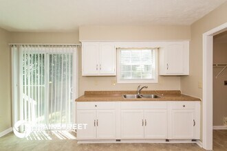 5883 Old Wellborn Trce in Lithonia, GA - Building Photo - Building Photo