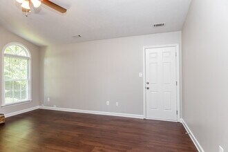 465 Rosehill Dr in Mcdonough, GA - Building Photo - Building Photo