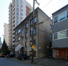 1131 Barclay St in Vancouver, BC - Building Photo - Building Photo